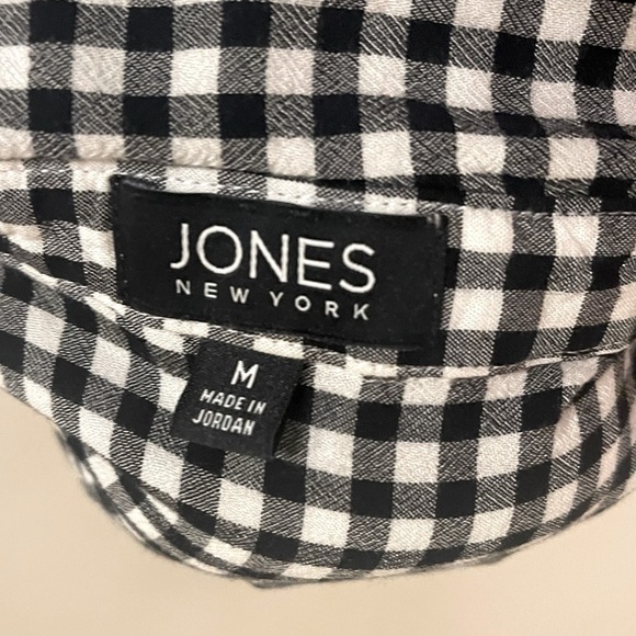 Jones New York Top Size M Gingham Tie Checkered Black V-neck roll sleeve - Picture 8 of 8